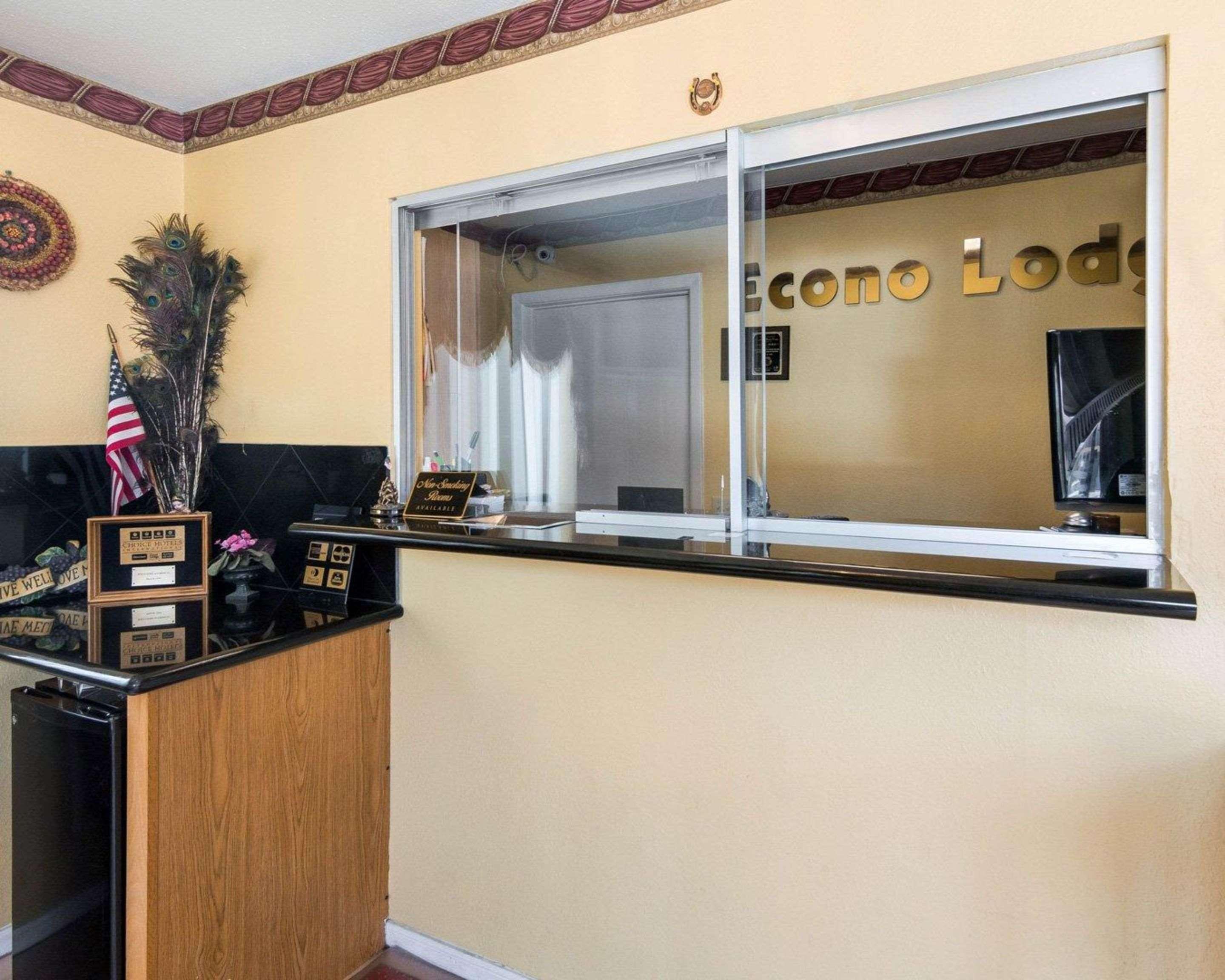 Econo Lodge Houston Brookhollow Exterior foto