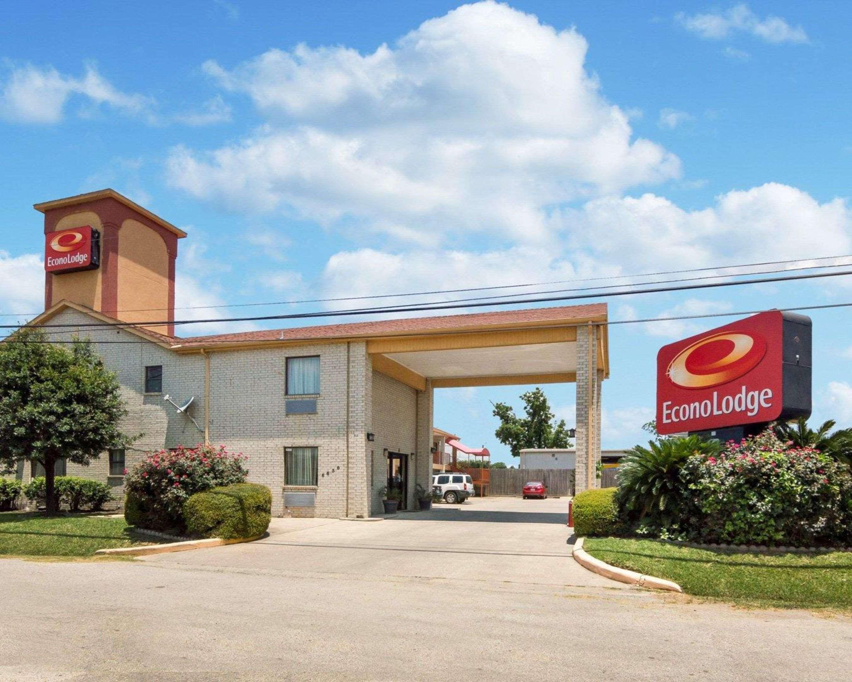 Econo Lodge Houston Brookhollow Exterior foto