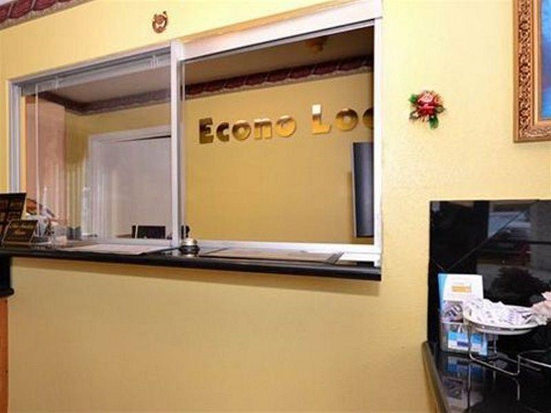 Econo Lodge Houston Brookhollow Interior foto